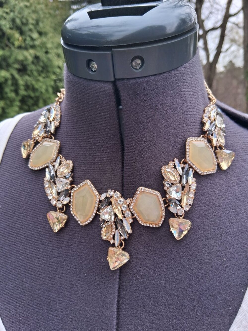 2 items - Frank Lyman Cream Metallic Gold  Print Patterned Blazer + Necklace - Picture 10 of 12